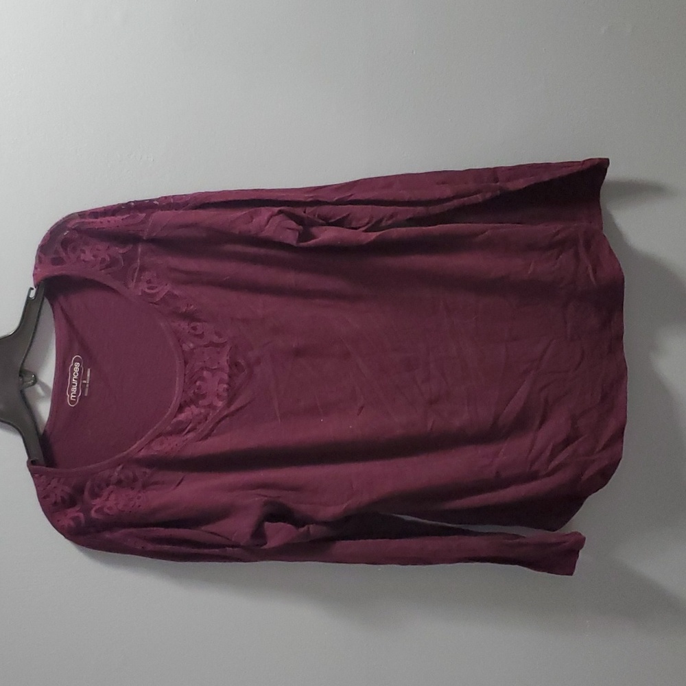 Long sleeve tee